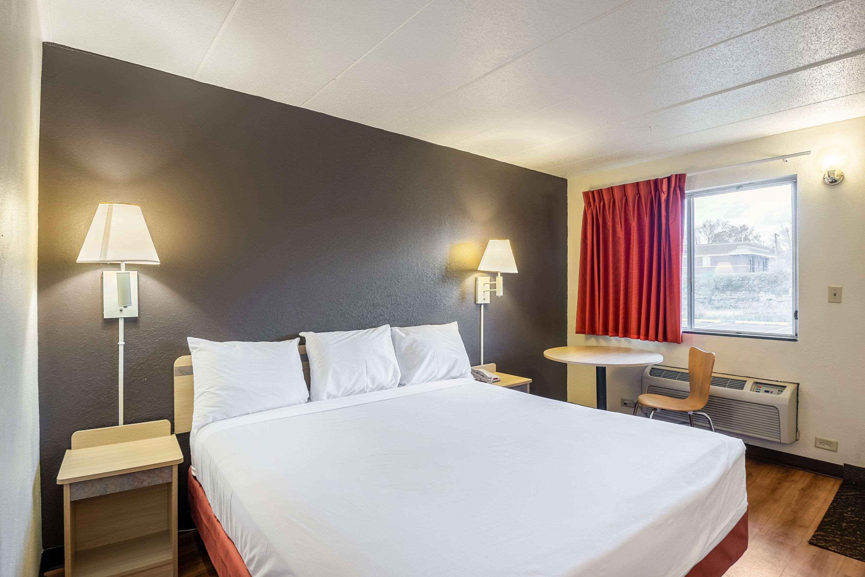 Rodeway Inn دوبوك المظهر الخارجي الصورة